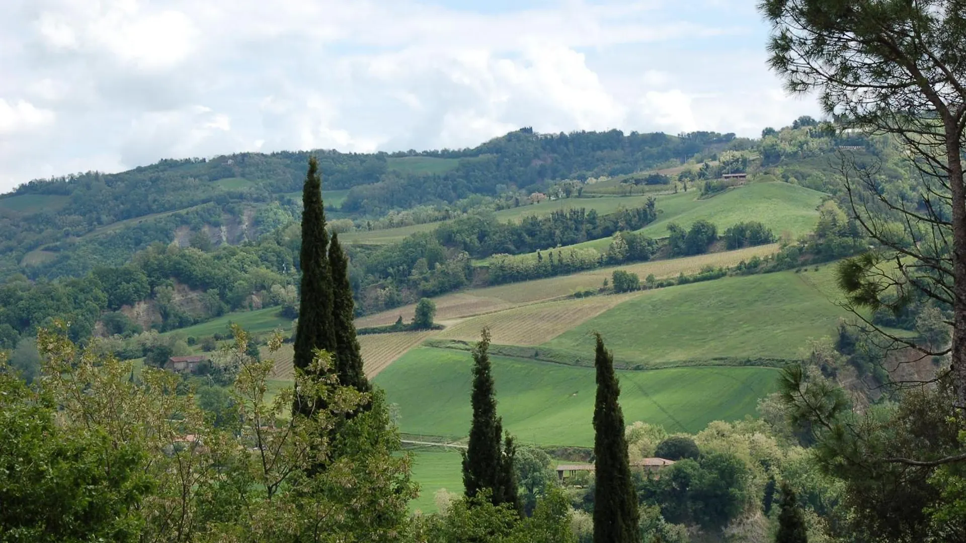 Casinello - Home For Outdoorsy Casola Valsenio Guest house